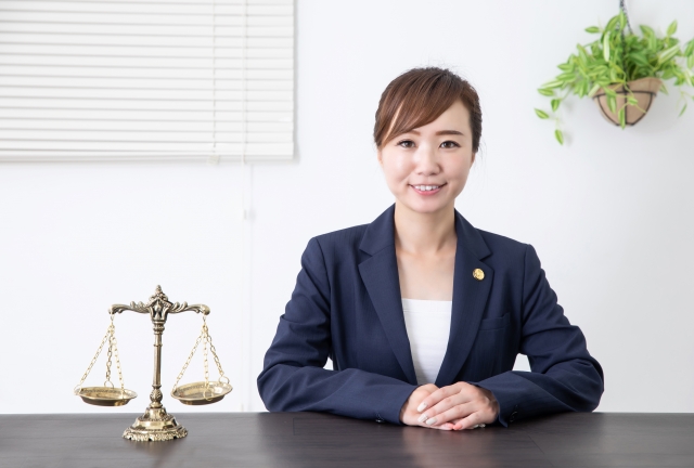 女性弁護士
