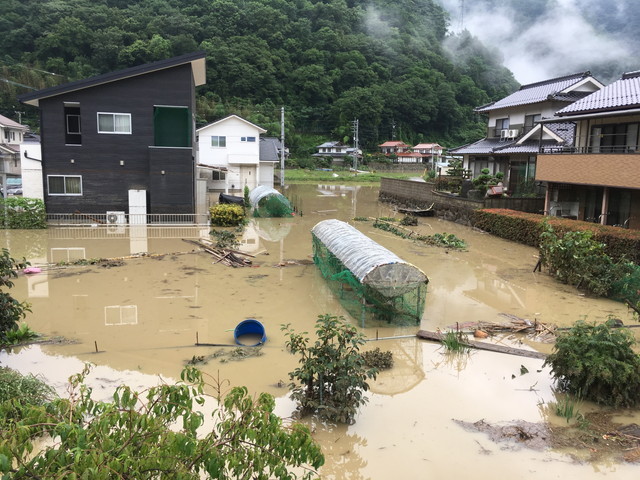 【悲報】愛車が水没…ローンはどうなる？